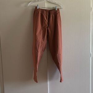 Outdoor Voices RecTrek pants XS burnt orange